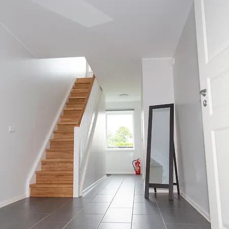 別荘 Suve Puhkemaja クレサーレ